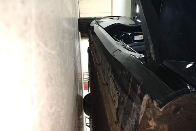 Used Denza Z9GT 2024 1100 Four-Wheel Drive Max Edition Right Side Sill