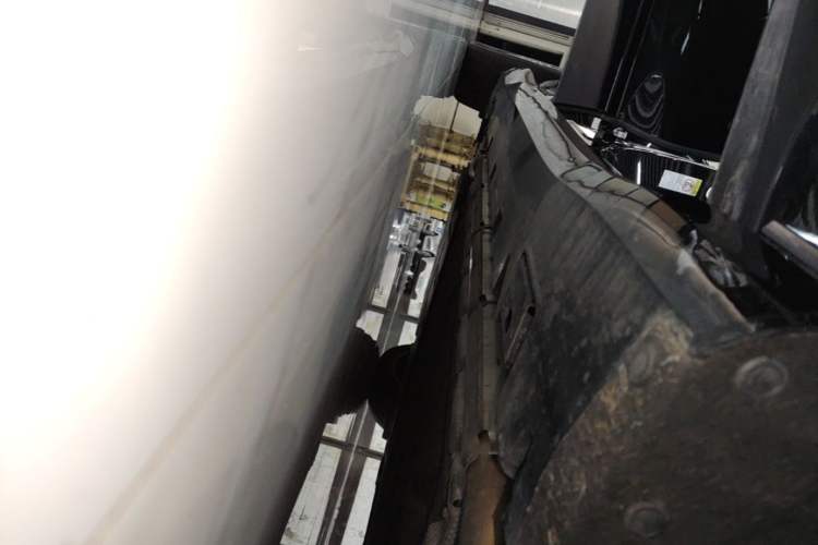 Used Denza Z9GT 2024 1100 4x4 Max First Edition Right Side Sill