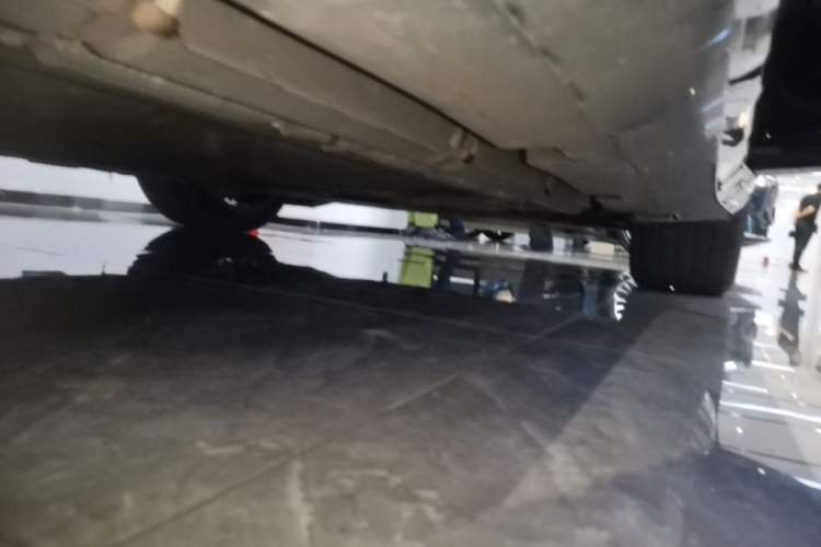 Used Denza Z9GT 2024 1100 Four-Wheel Drive Max Edition Right Side Sill