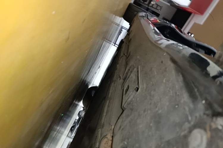 Used Denza Z9GT 2024 1100 Four-Wheel Drive Max Edition Right Side Sill
