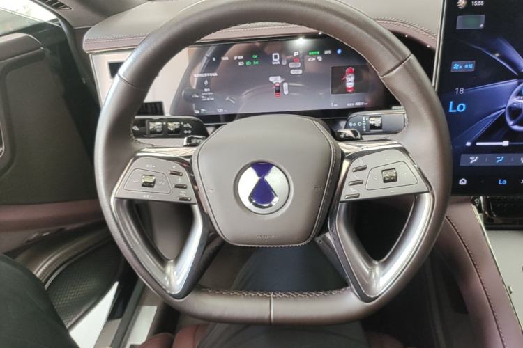 Used Denza Z9GT 2024 630 All-Wheel Drive Max Edition Steering Wheel
