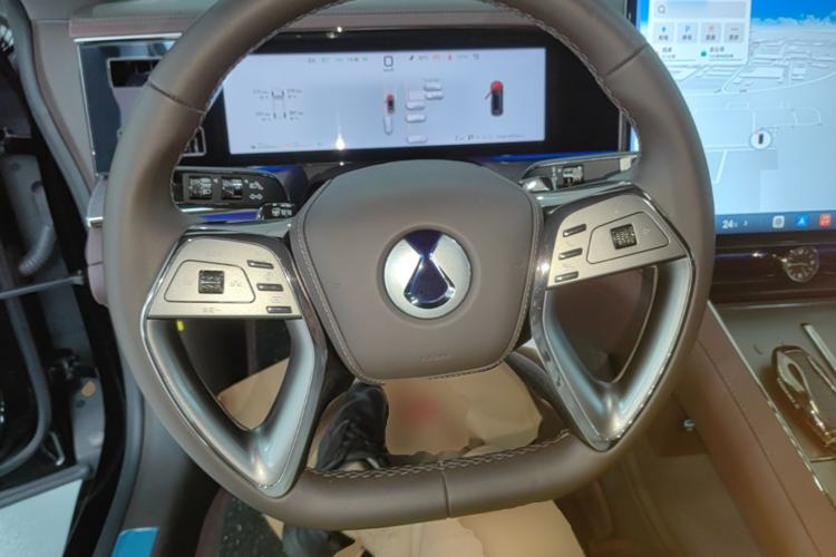 Used Denza Z9GT 2024 1100 Four-Wheel Drive Ultra Version Steering Wheel