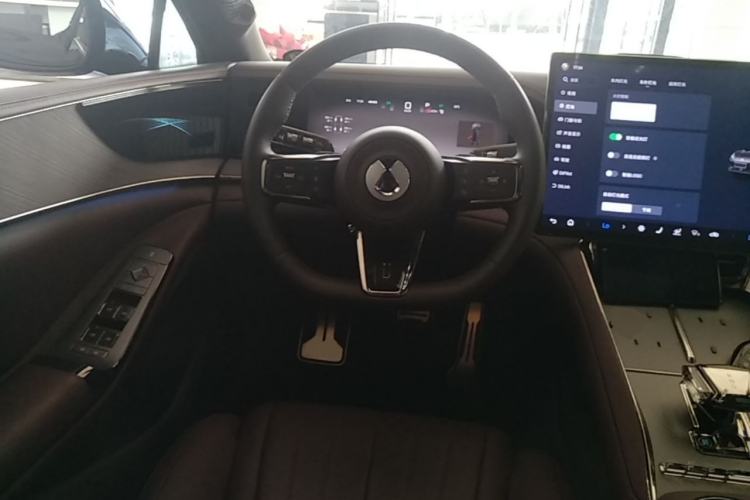 Used Denza Z9GT 2024 1100 4x4 Max First Edition Steering Wheel