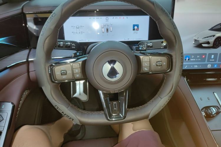 Used Denza Z9GT 2024 1100 4x4 Pro Version Steering Wheel