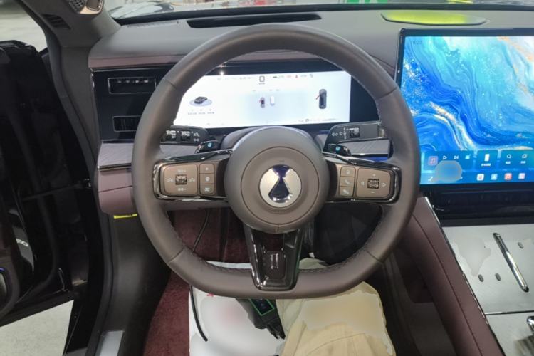Used Denza Z9GT 2024 1100 Four-Wheel Drive Ultra Version Steering Wheel