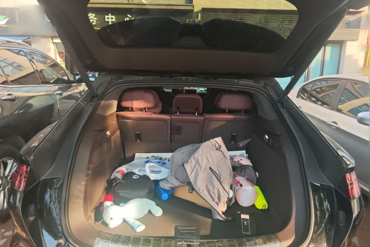 Used Denza Z9GT 2024 1100 4x4 Pro Version Trunk