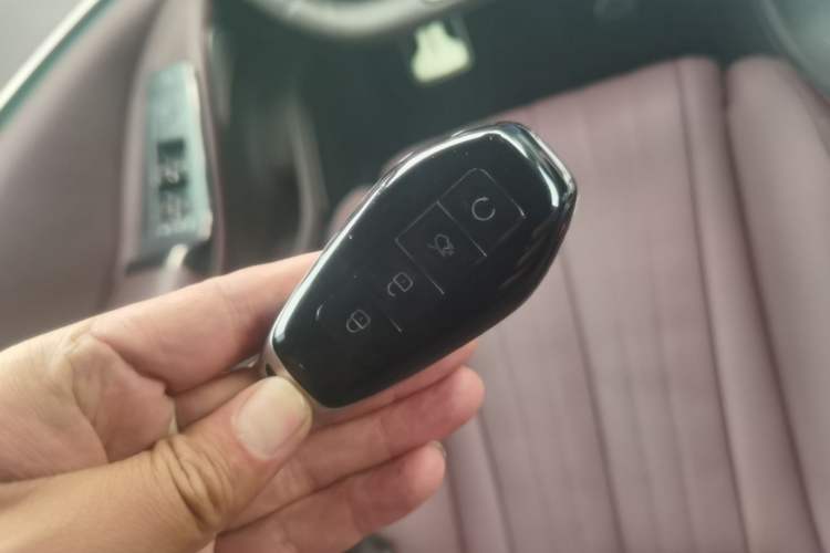 Used Denza Z9GT 2024 1100 4x4 Max First Edition Vehicle Key