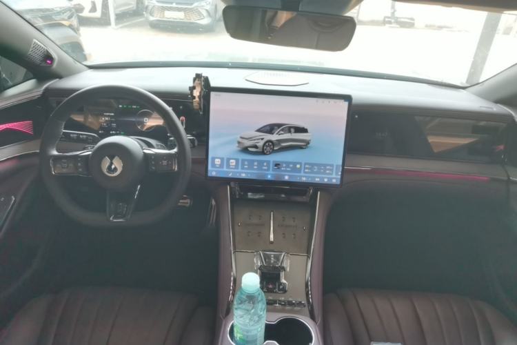 Used Denza Z9GT 2024 1100 4x4 Pro Version Center Console