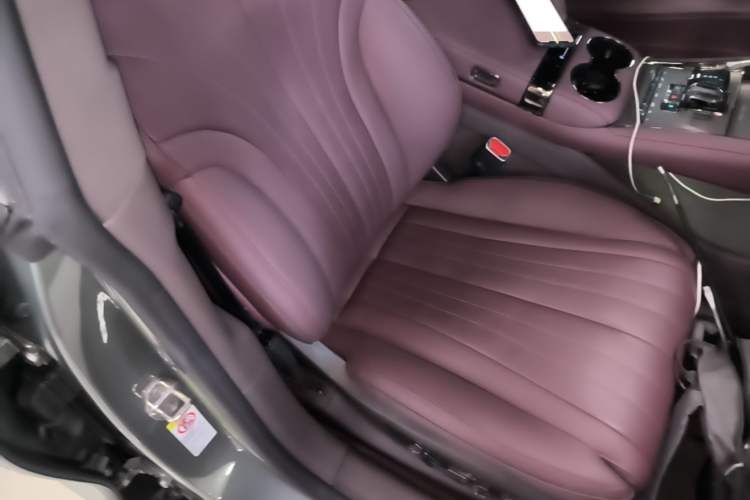 Used Denza Z9GT 2024 1100 Four-Wheel Drive Max Edition Right Front Seat