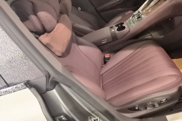 Used Denza Z9GT 2024 1100 4x4 Ultra First Edition Right Front Seat