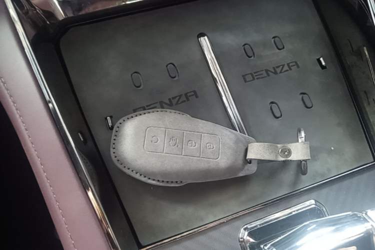 Used Denza Z9GT 2024 1100 4x4 Pro Version Vehicle Key