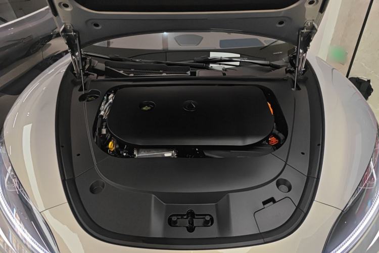 Used Denza Z9GT 2024 1100 4x4 Max First Edition Engine Bay