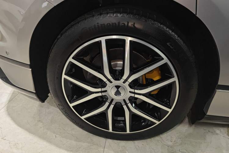 Used Denza Z9GT 2024 1100 4x4 Max First Edition Exterior 5