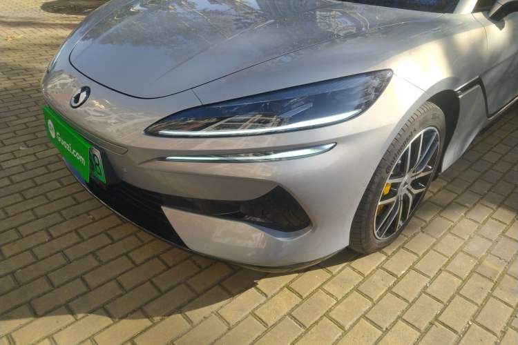 Used Denza Z9GT 2024 1100 Four-Wheel Drive Max Edition Left Front Headlight
