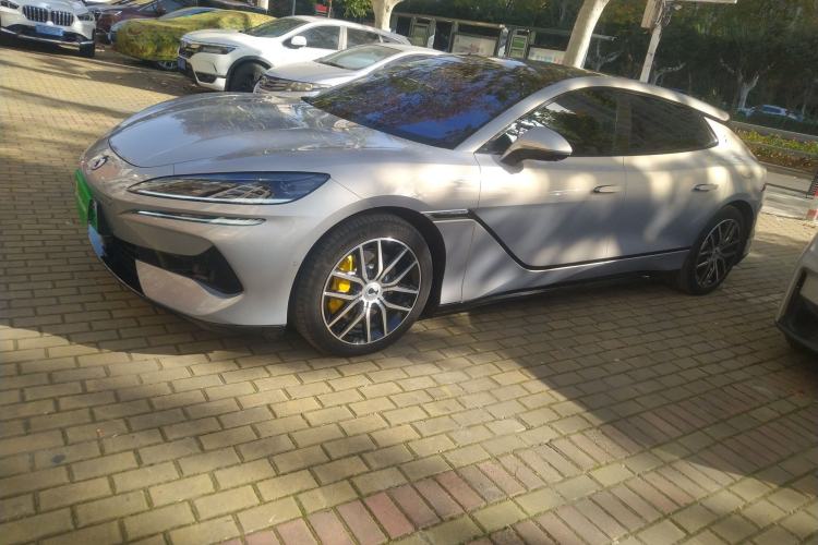 Used Denza Z9GT 2024 1100 Four-Wheel Drive Max Edition Left Side