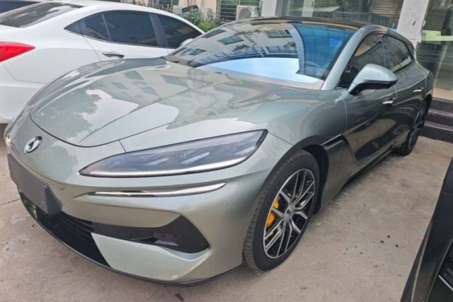 Used Denza Z9GT 2024 1100 Four-Wheel Drive Max Edition