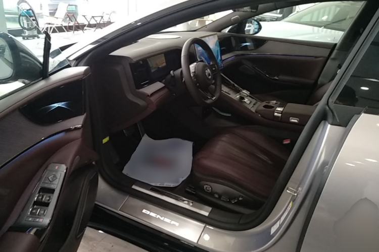 Used Denza Z9GT 2024 1100 Four-Wheel Drive Ultra Version Driver Seat