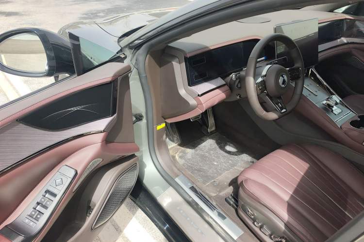 Used Denza Z9GT 2024 1100 Four-Wheel Drive Max Edition Driver Seat