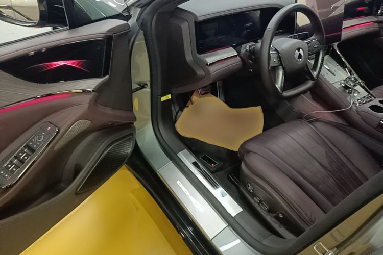 Used Denza Z9GT 2024 1100 4x4 Max First Edition Driver Seat