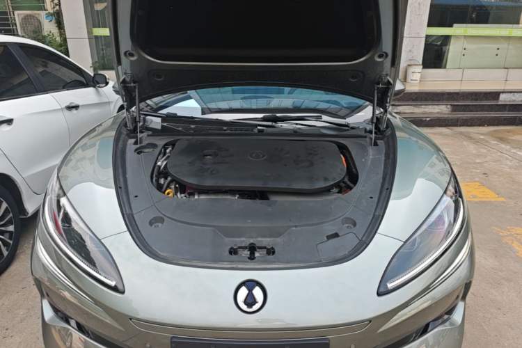 Used Denza Z9GT 2024 1100 Four-Wheel Drive Max Edition Engine Bay