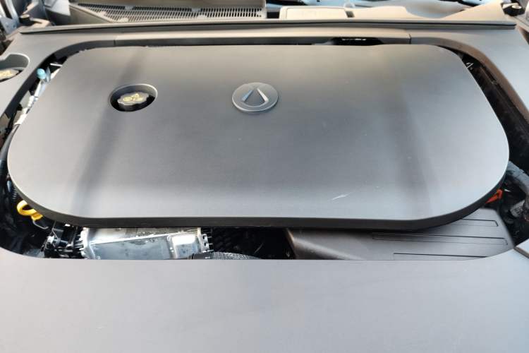 Used Denza Z9GT 2024 1100 4x4 Pro Version Engine Bay