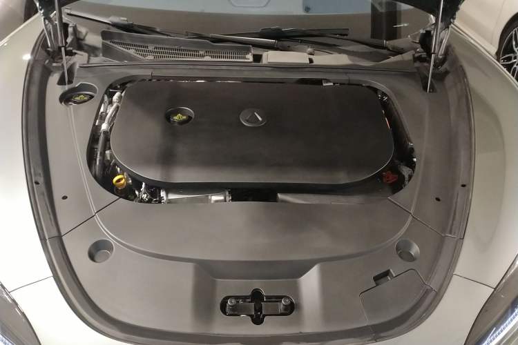 Used Denza Z9GT 2024 1100 4x4 Ultra First Edition Engine Bay