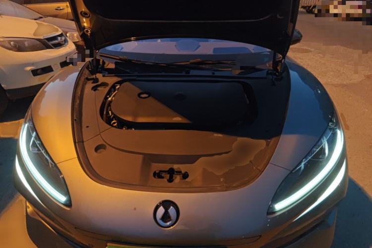 Used Denza Z9GT 2024 1100 Four-Wheel Drive Ultra Version Engine Bay