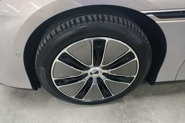 Used Denza Z9GT 2024 1100 Four-Wheel Drive Max Edition Exterior 4
