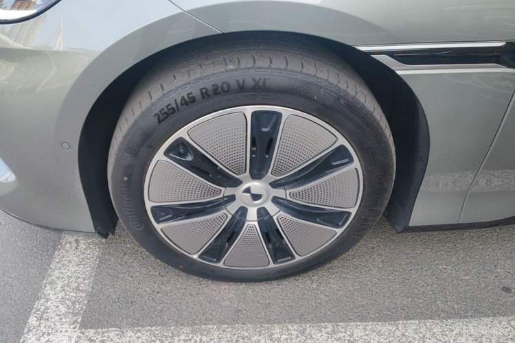 Used Denza Z9GT 2024 1100 Four-Wheel Drive Max Edition Exterior 4