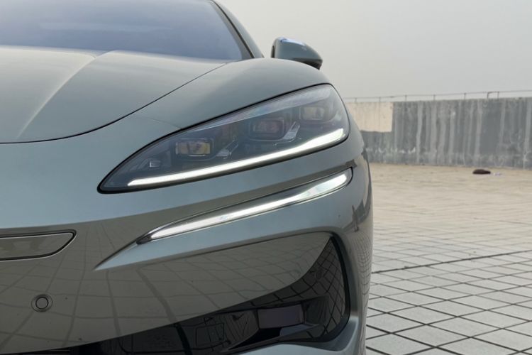 Used Denza Z9GT 2024 1100 Four-Wheel Drive Max Edition Exterior 9