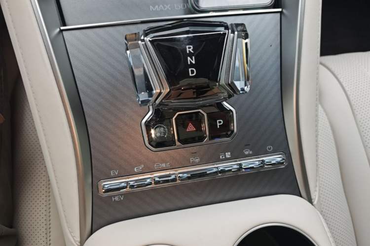 Used Denza Z9GT 2024 1100 Four-Wheel Drive Max Edition Gear Lever