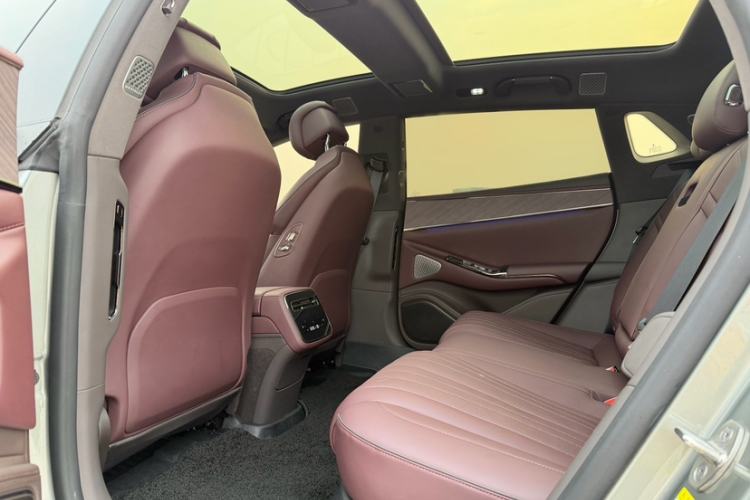 Used Denza Z9GT 2024 1100 Four-Wheel Drive Max Edition Interior 2