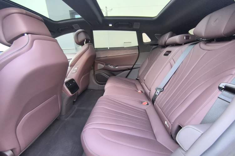 Used Denza Z9GT 2024 1100 4x4 Pro Version Interior 2