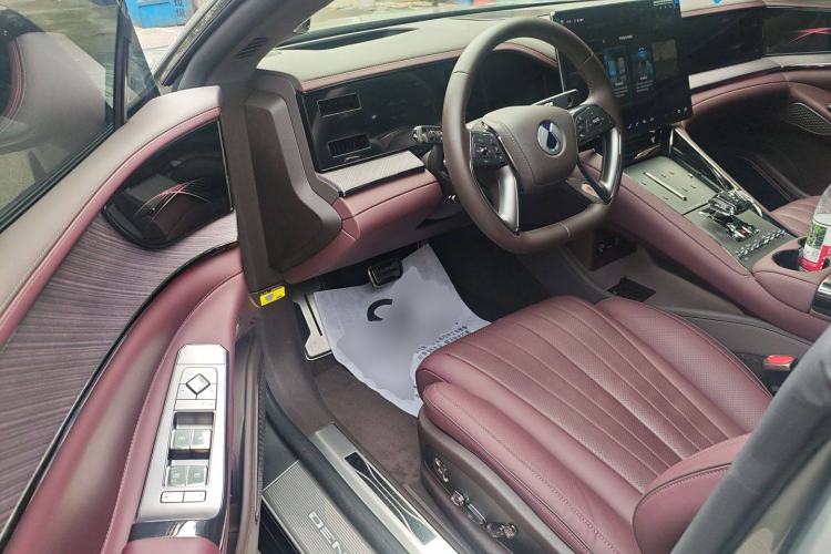 Used Denza Z9GT 2024 1100 Four-Wheel Drive Ultra Version Interior 3