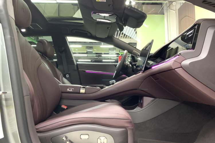 Used Denza Z9GT 2024 1100 Four-Wheel Drive Max Edition Interior 4
