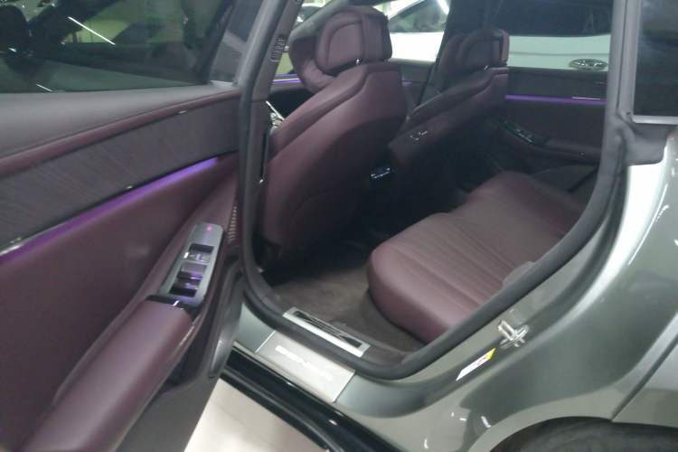 Used Denza Z9GT 2024 1100 4x4 Pro Version Interior 4
