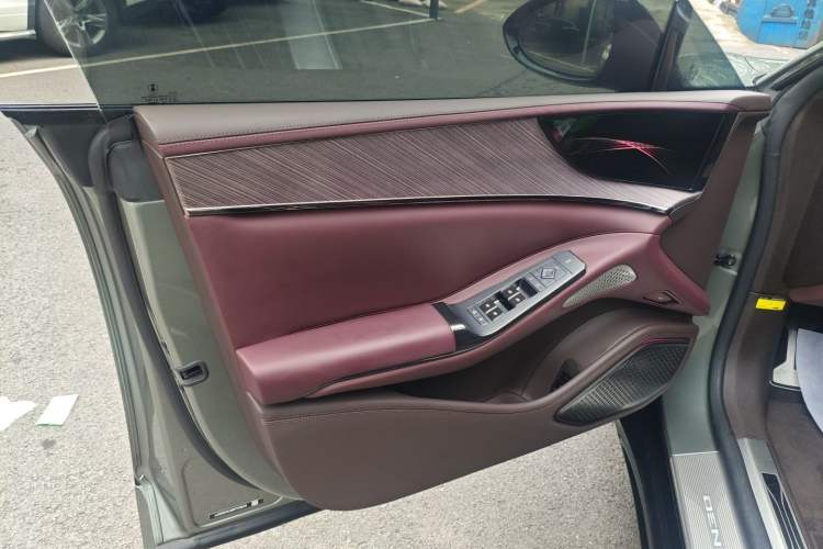 Used Denza Z9GT 2024 1100 Four-Wheel Drive Ultra Version Interior 7