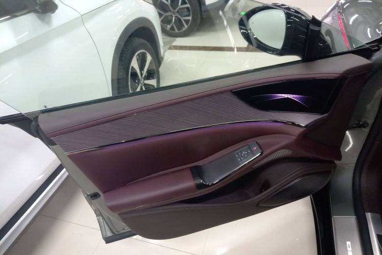 Used Denza Z9GT 2024 1100 4x4 Pro Version Interior 7