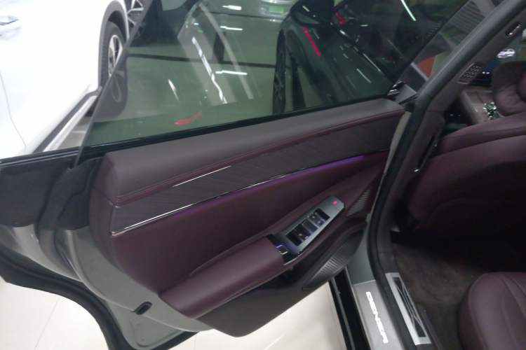 Used Denza Z9GT 2024 1100 4x4 Pro Version Interior 8