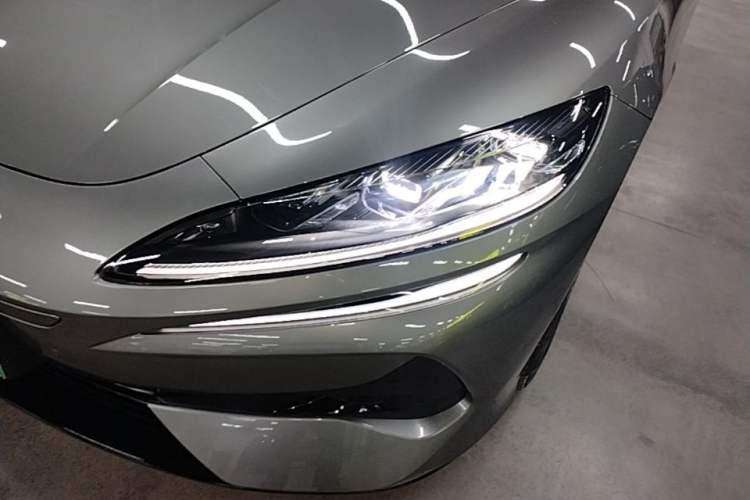 Used Denza Z9GT 2024 1100 Four-Wheel Drive Max Edition Left Front Headlight