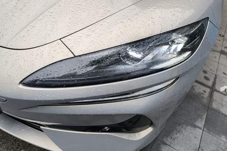 Used Denza Z9GT 2024 1100 Four-Wheel Drive Ultra Version Left Front Headlight