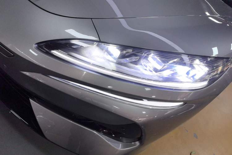 Used Denza Z9GT 2024 1100 Four-Wheel Drive Ultra Version Left Front Headlight