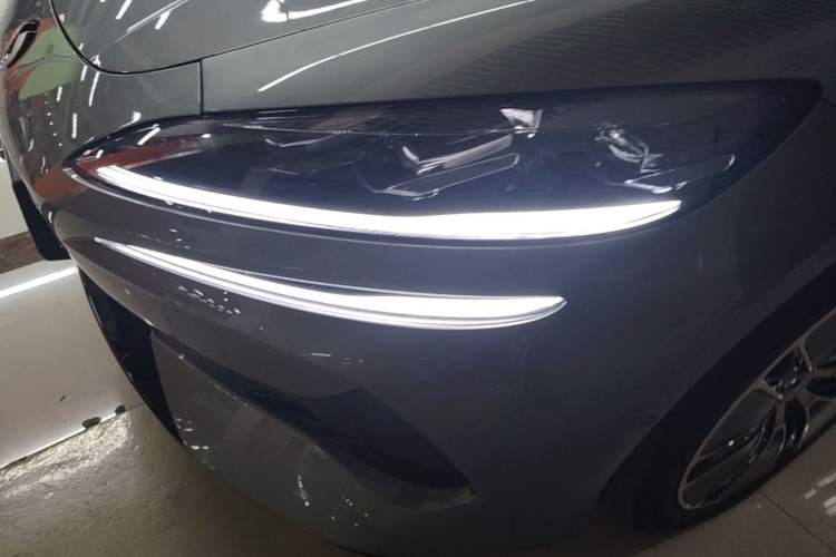 Used Denza Z9GT 2024 1100 Four-Wheel Drive Max Edition Left Front Headlight