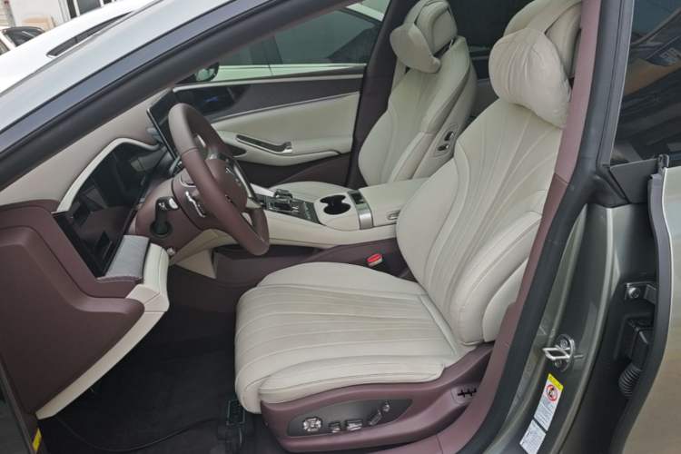 Used Denza Z9GT 2024 1100 Four-Wheel Drive Max Edition Left Front Seat