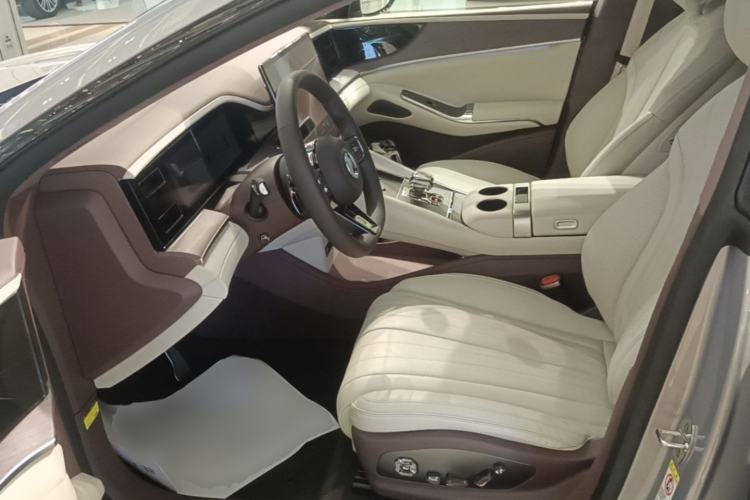 Used Denza Z9GT 2024 1100 Four-Wheel Drive Ultra Version Left Front Seat