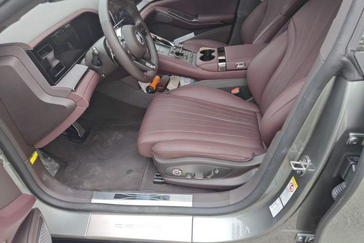 Used Denza Z9GT 2024 1100 Four-Wheel Drive Max Edition Left Front Seat