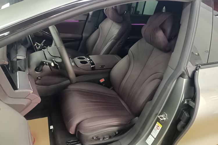 Used Denza Z9GT 2024 1100 4x4 Max First Edition Left Front Seat