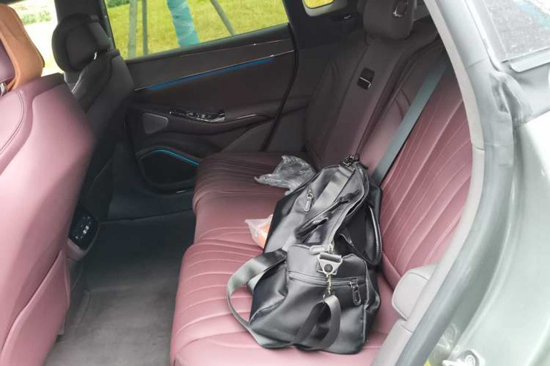 Used Denza Z9GT 2024 1100 Four-Wheel Drive Ultra Version Left Rear Seat