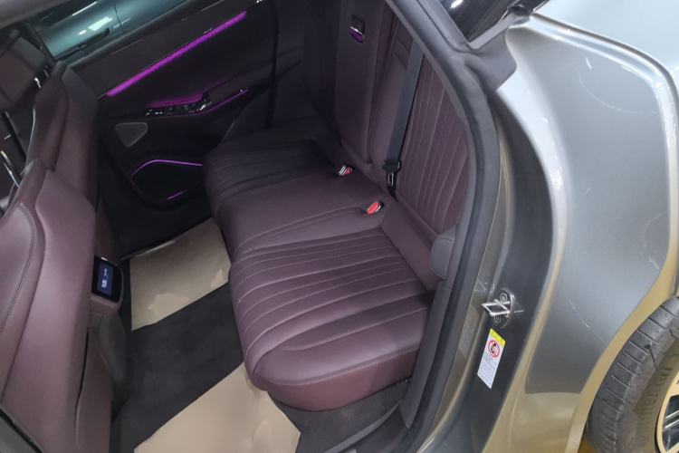Used Denza Z9GT 2024 1100 Four-Wheel Drive Ultra Version Left Rear Seat