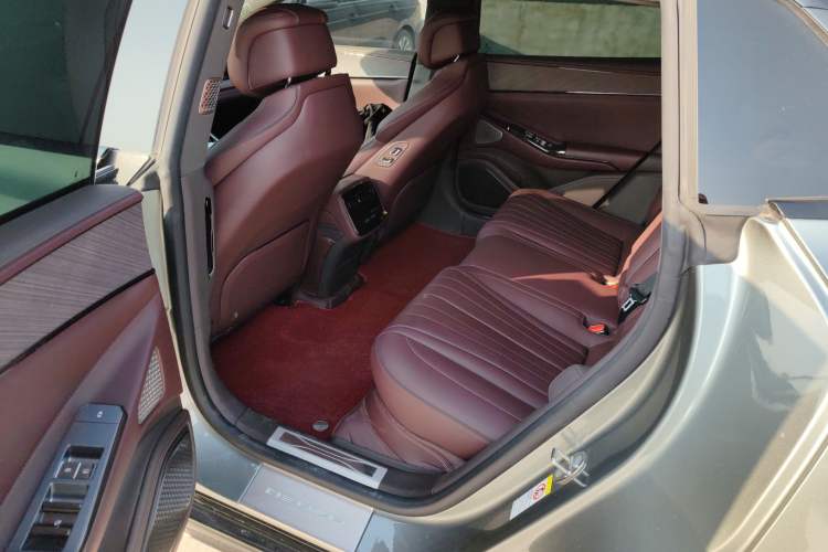 Used Denza Z9GT 2024 630 All-Wheel Drive Pro Version Left Rear Seat